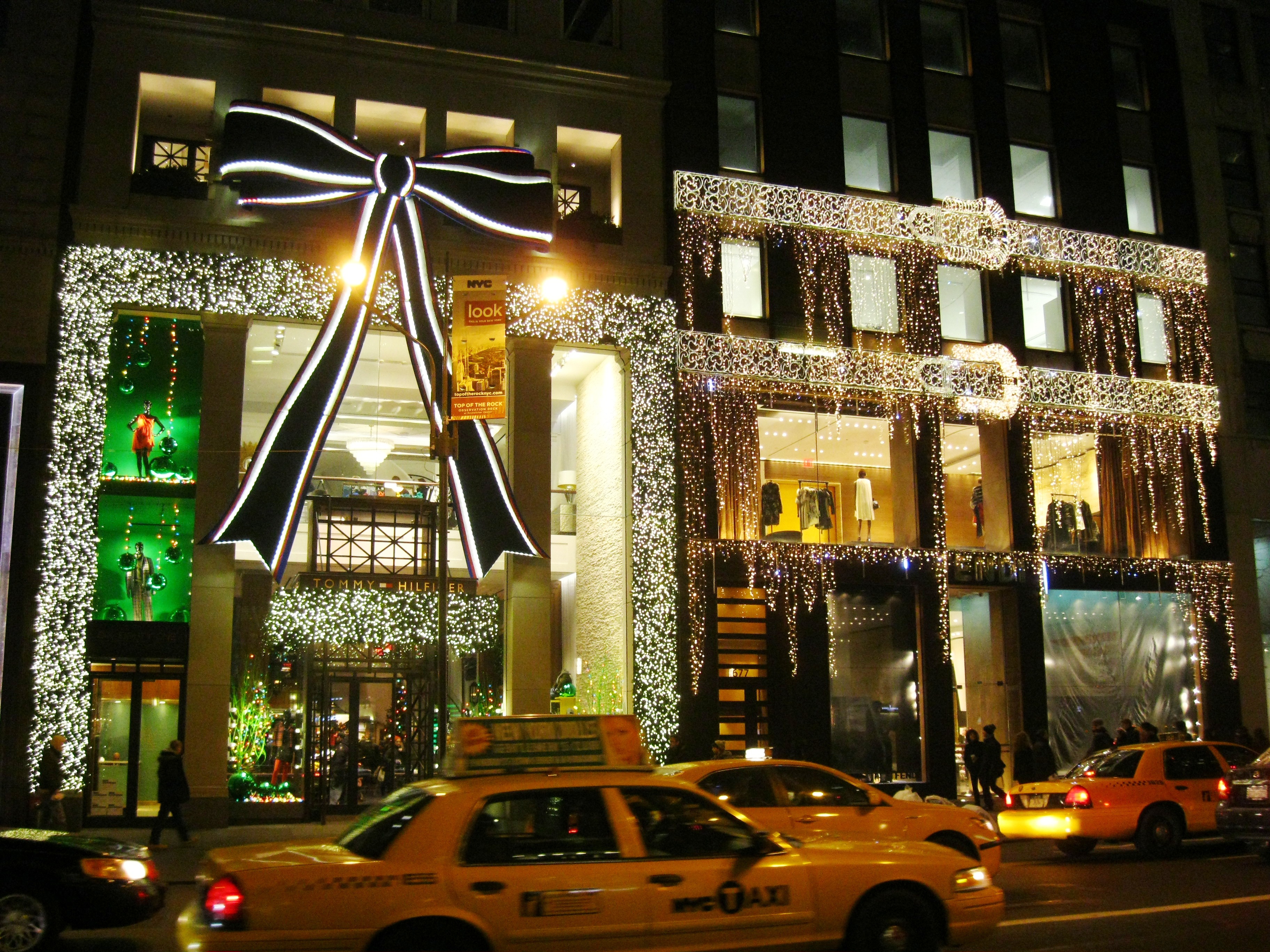 new-york-christmas-tommy-hilfiger-fendi.jpg