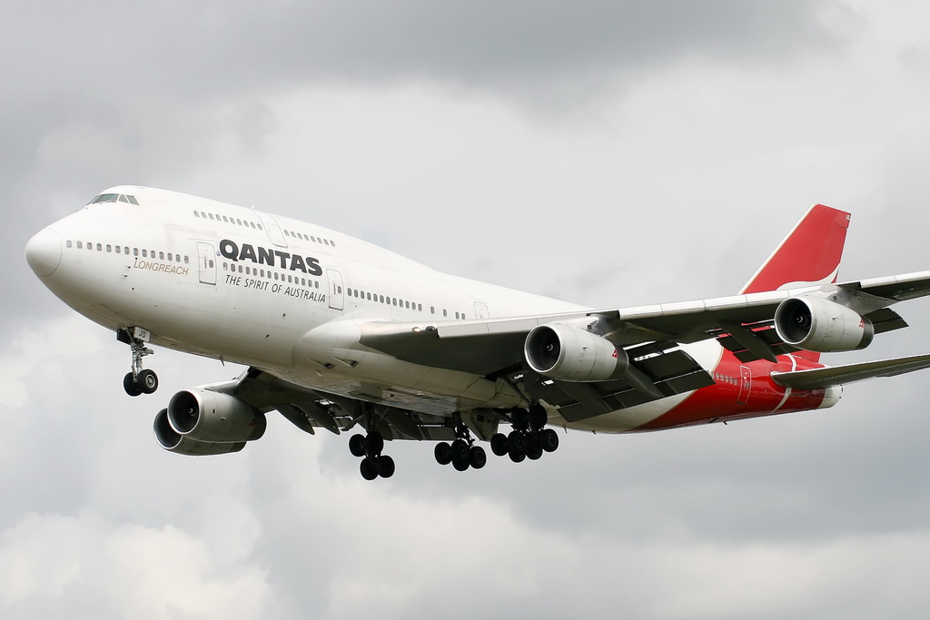 lhr54.jpg