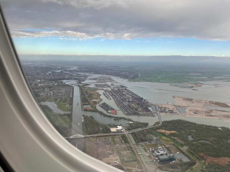 01-Landing.jpg