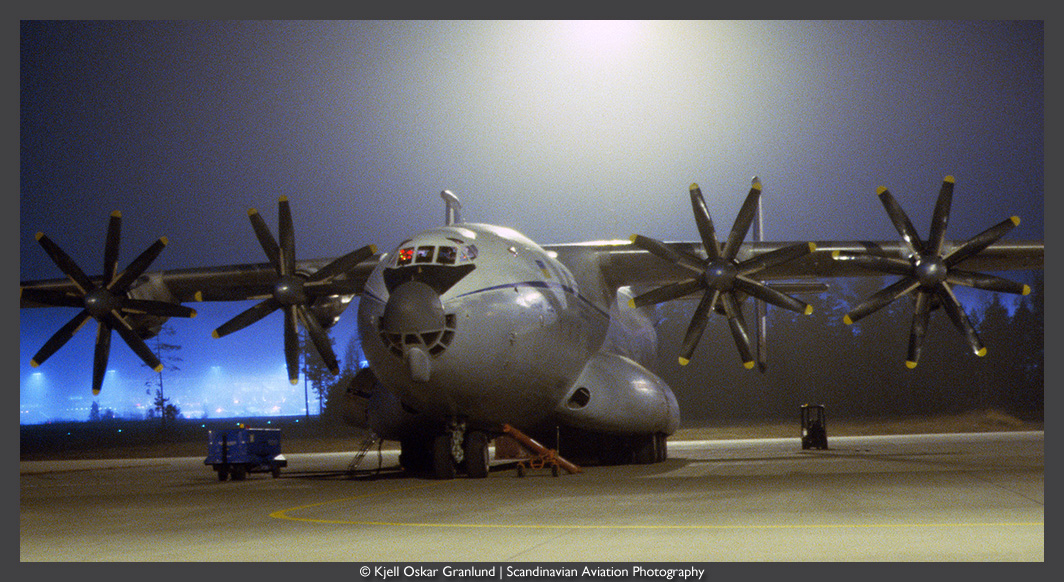 Airliner_KOG015.jpg