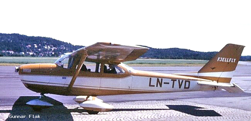 l12726.jpg