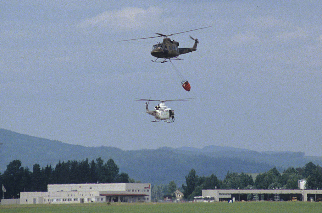 GDM-19920614-002-1024.jpg