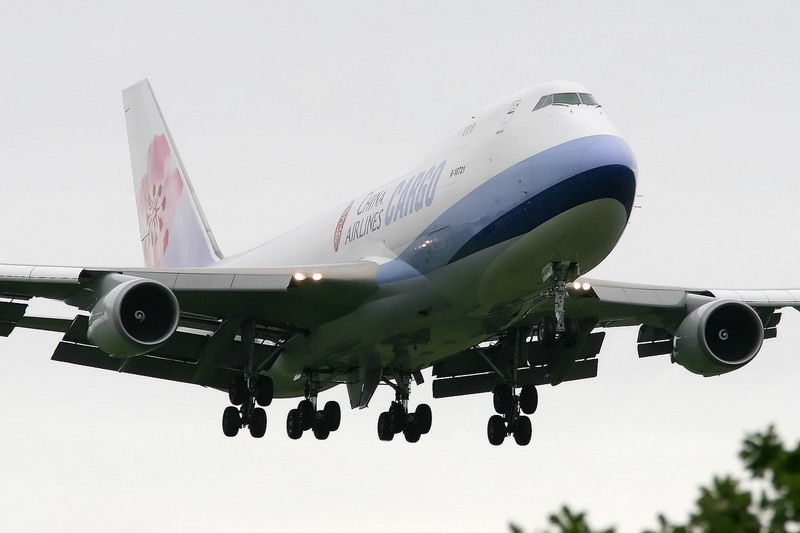 man2906_2.jpg