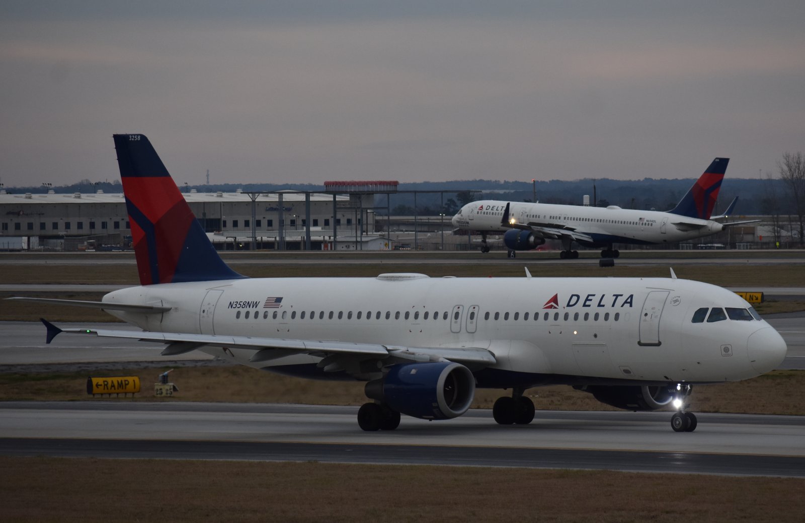 N358NW.jpg