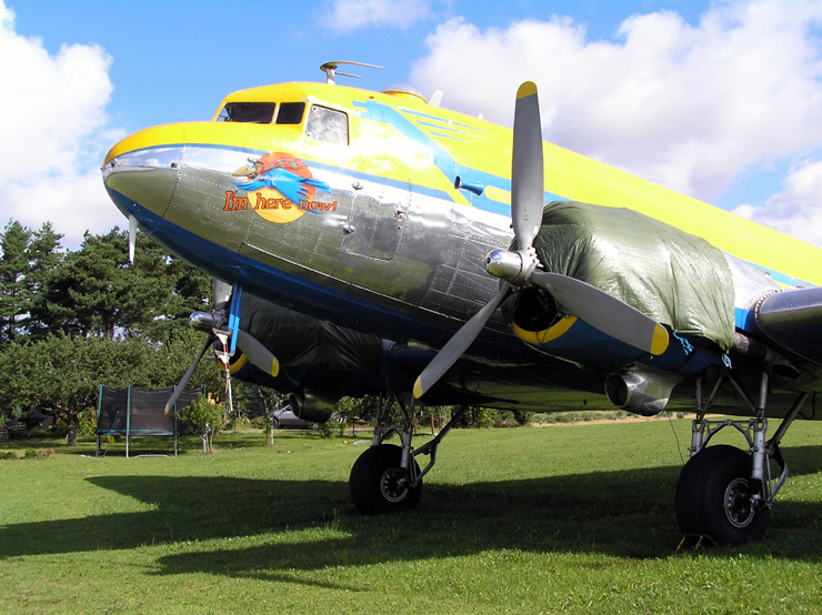 9Q-CUK-05-740.jpg