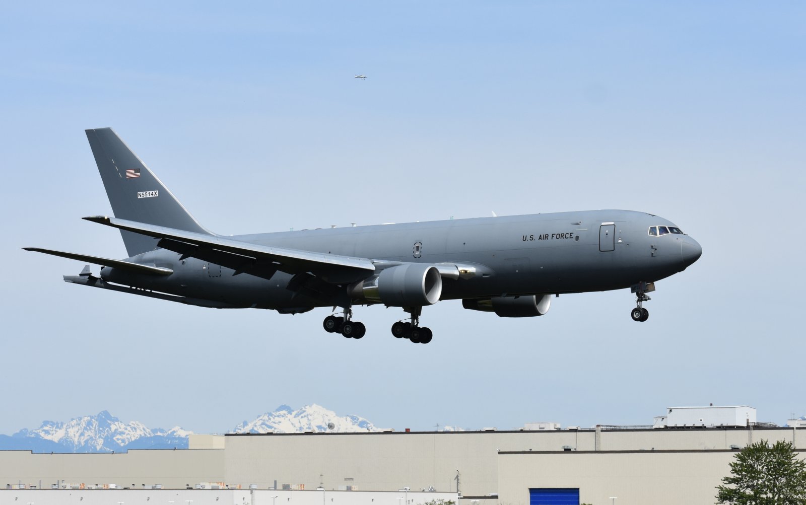 pae04.jpg