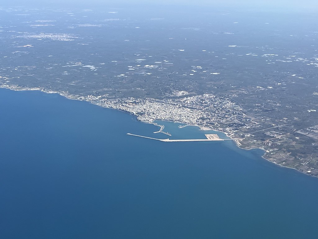 53813310075_9aab843159_b.jpg