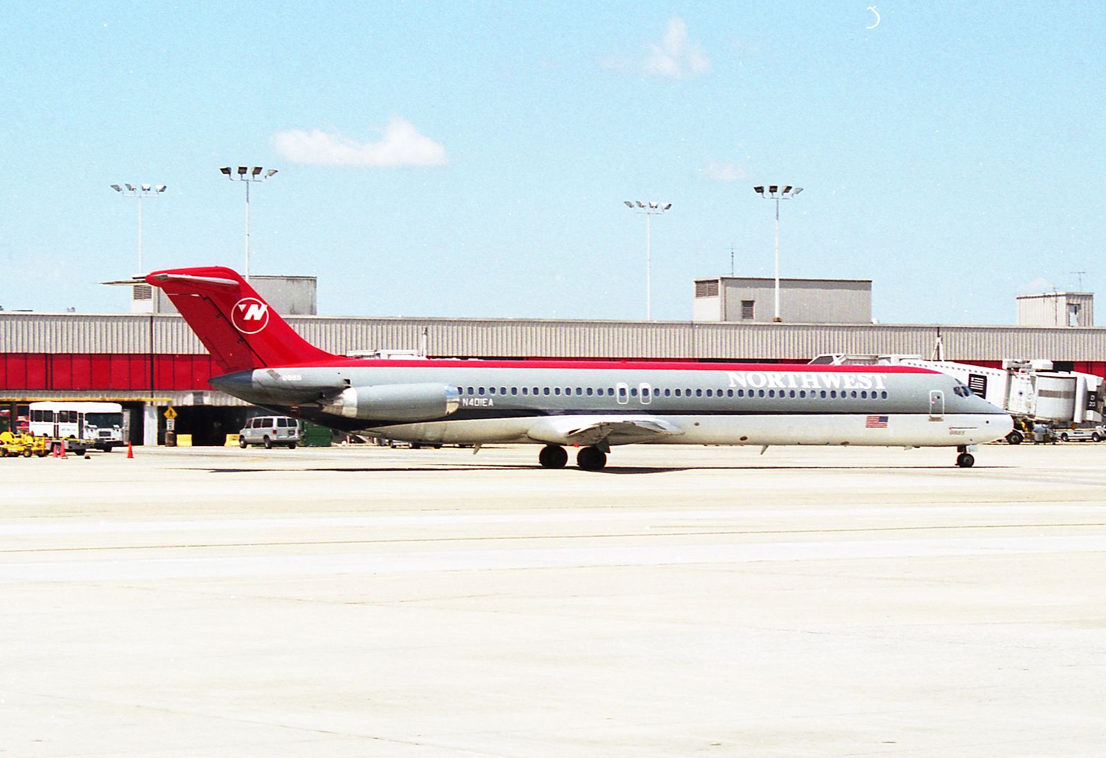 N401EA.jpg