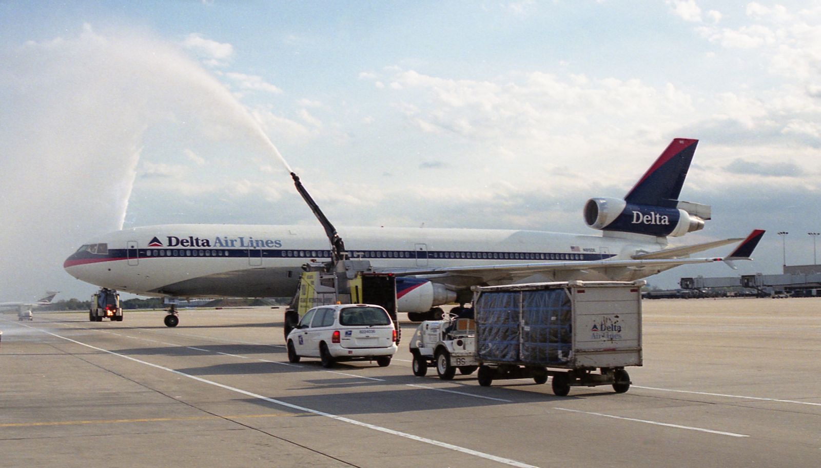 N815DE.jpg
