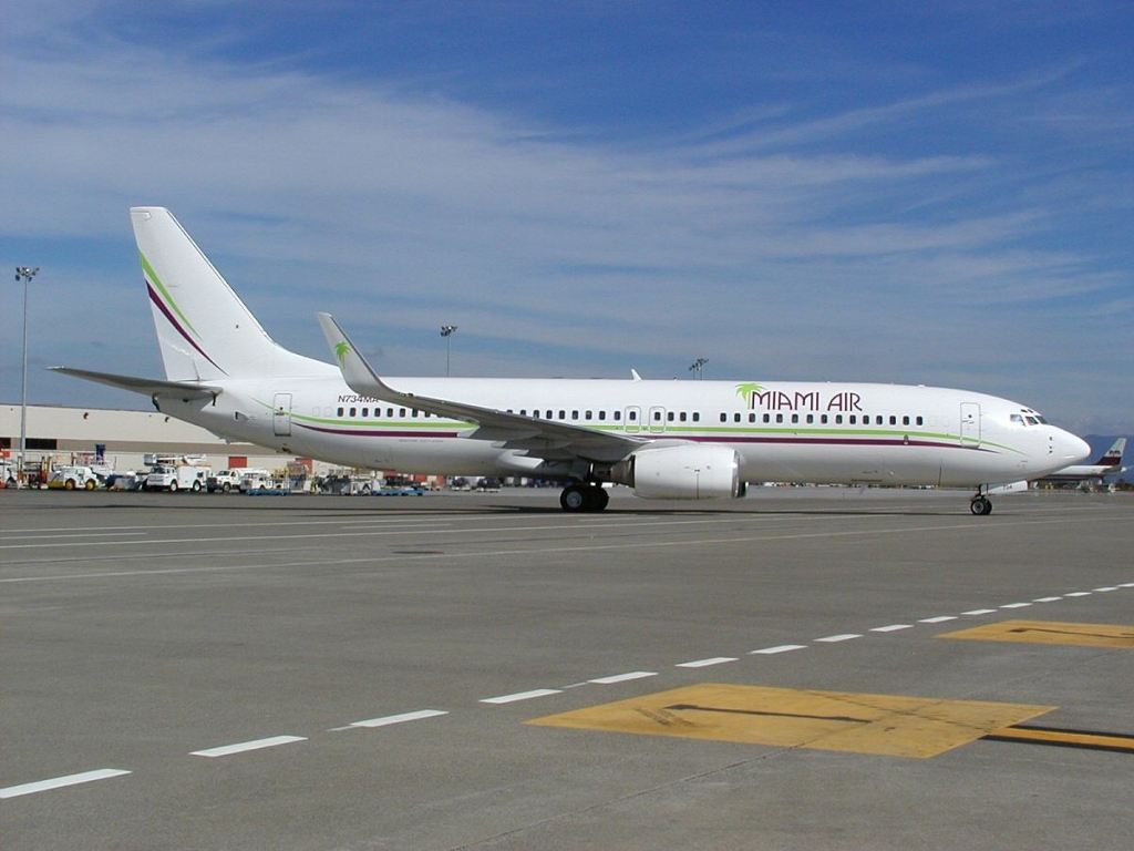 N734MA_2.jpg
