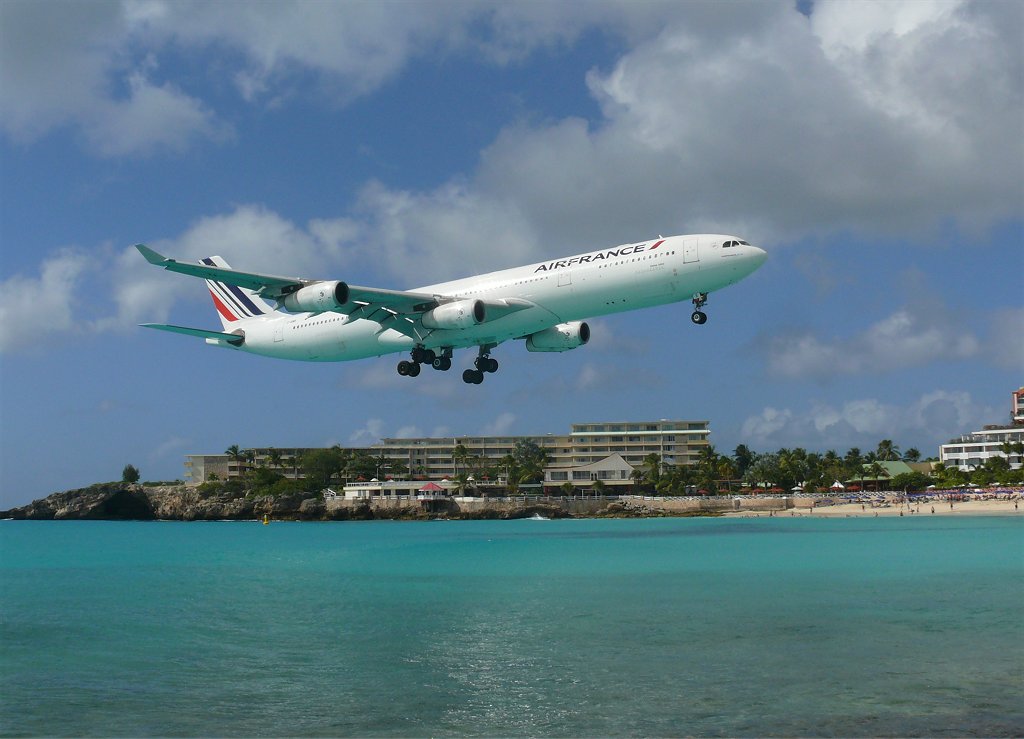 sxm1.jpg