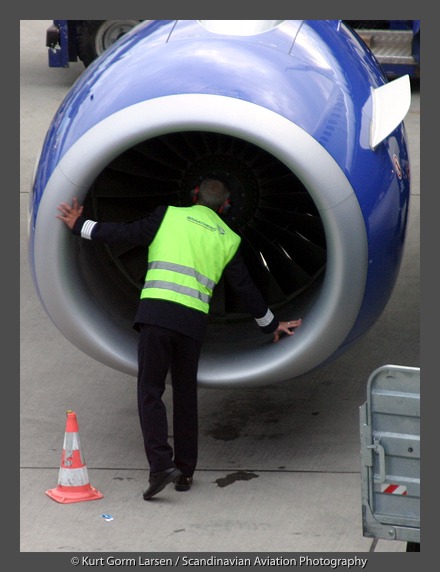 Airliner_KGL_001.jpg