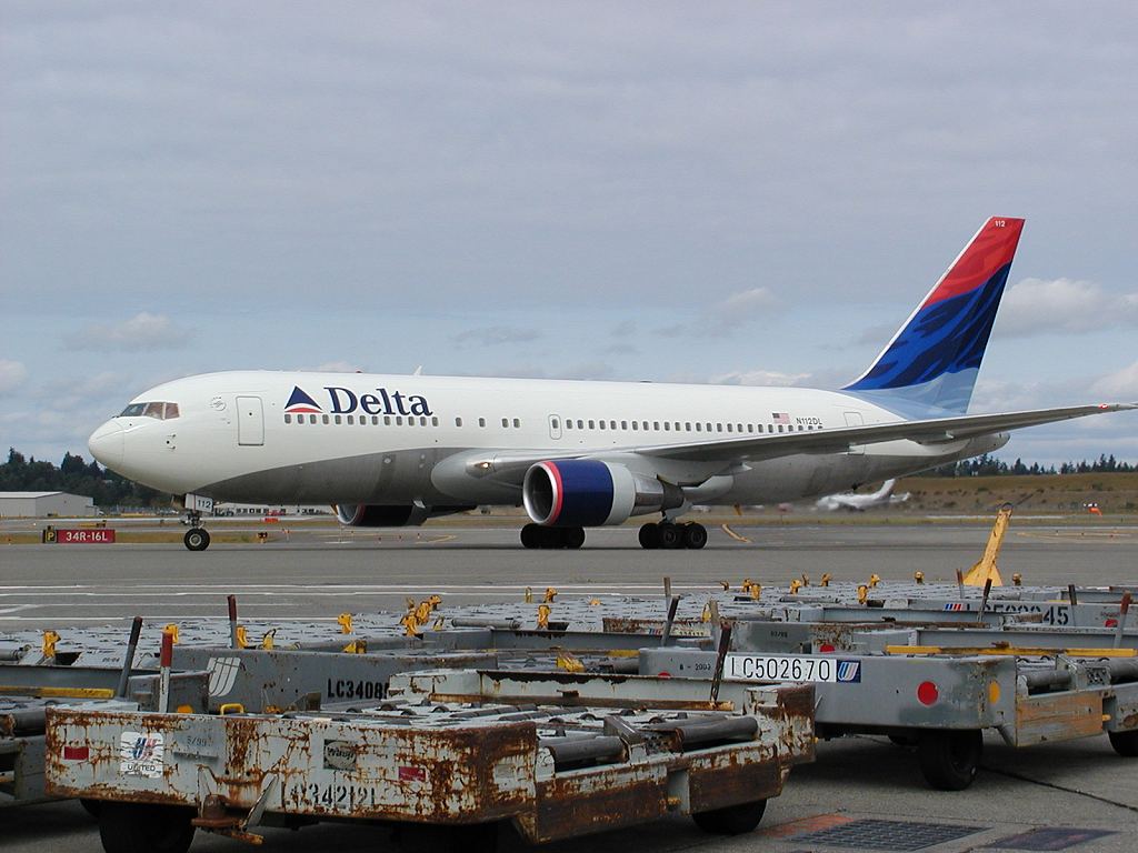 N112DL.jpg