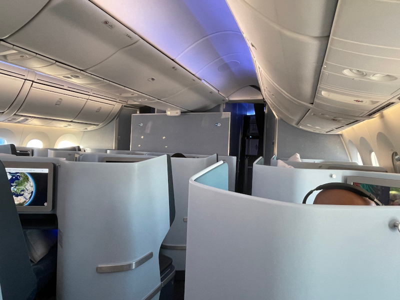 3-KL623-Kabin.jpg