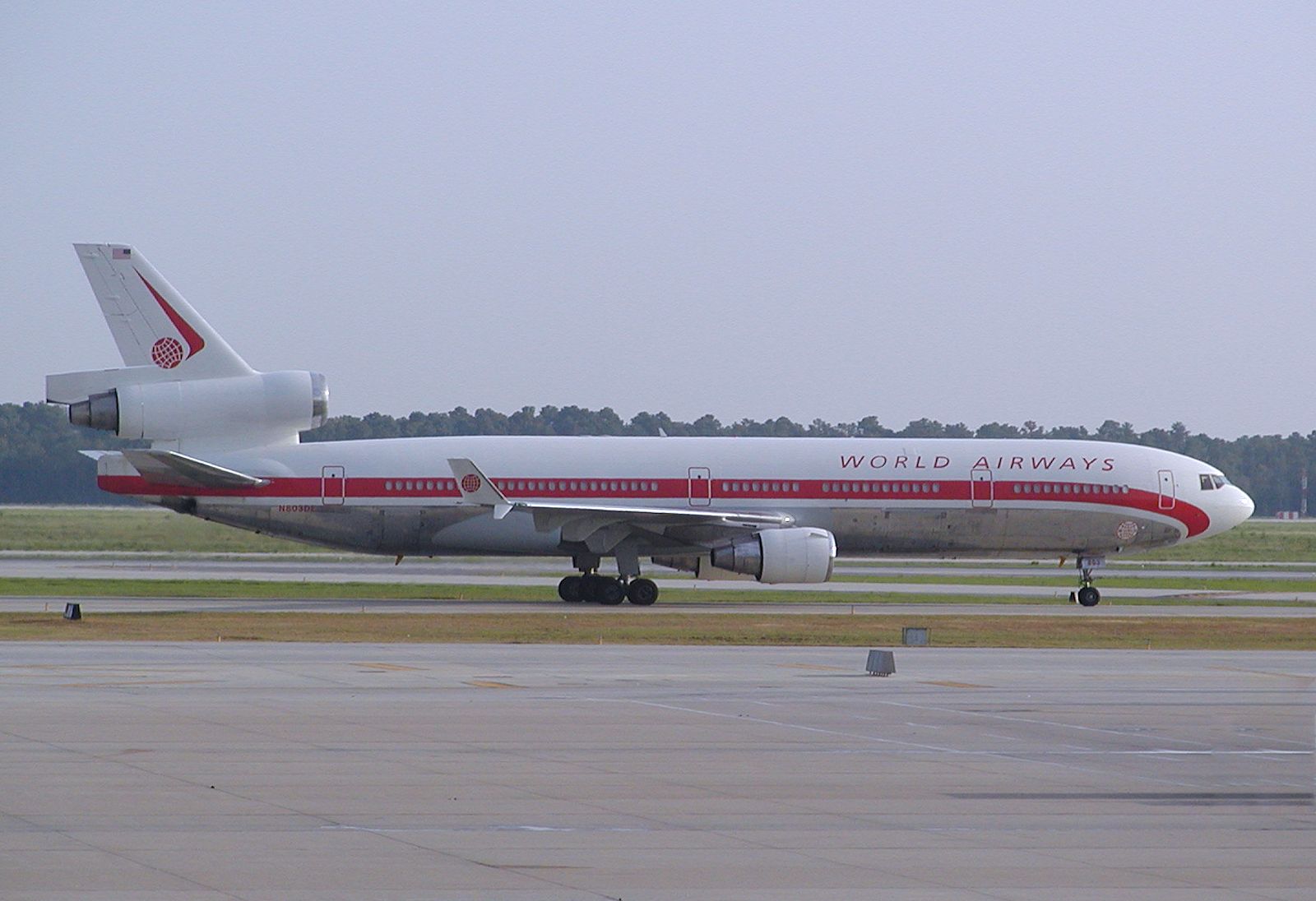 N803DE.jpg