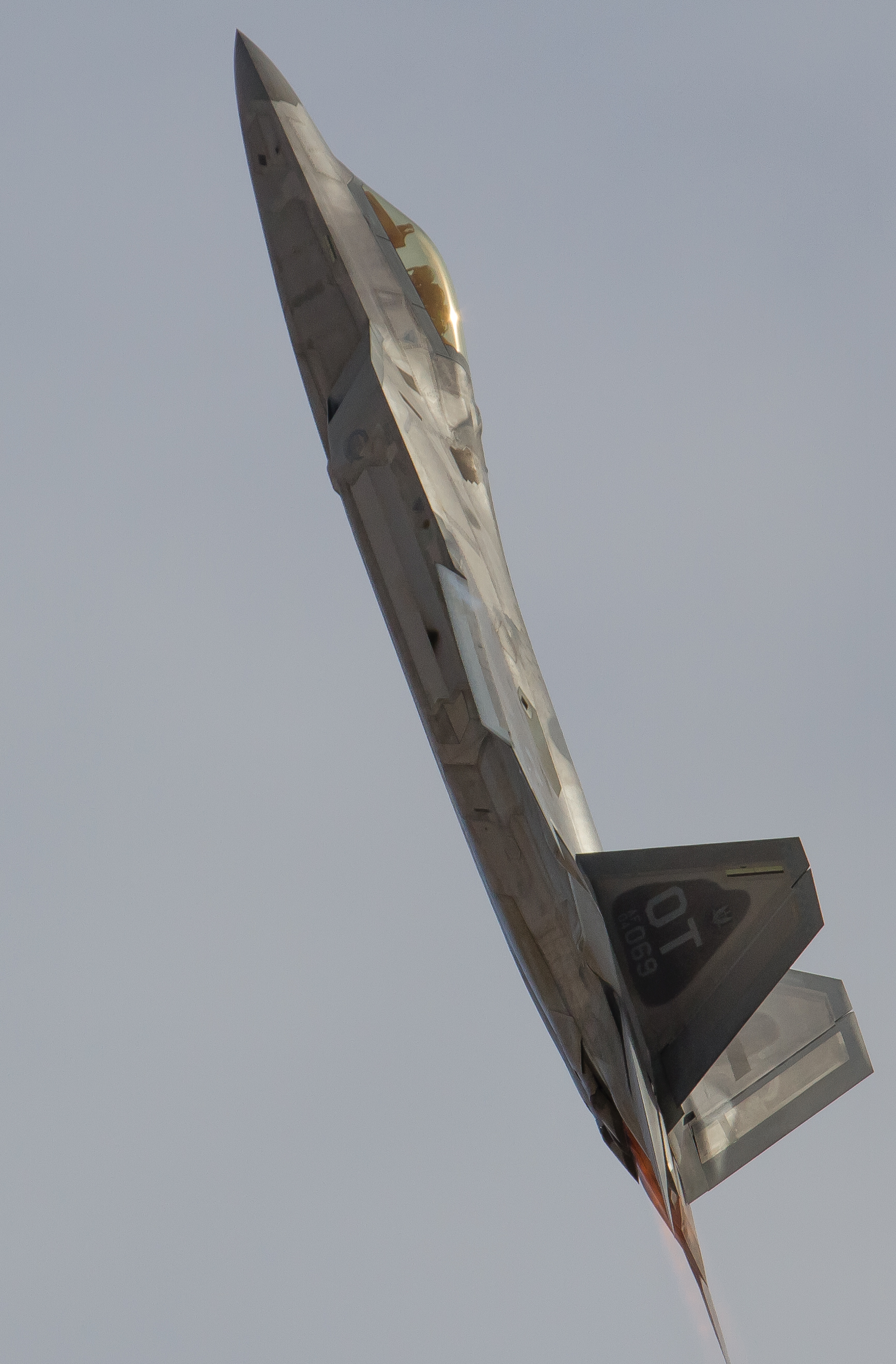 nellis3.jpg