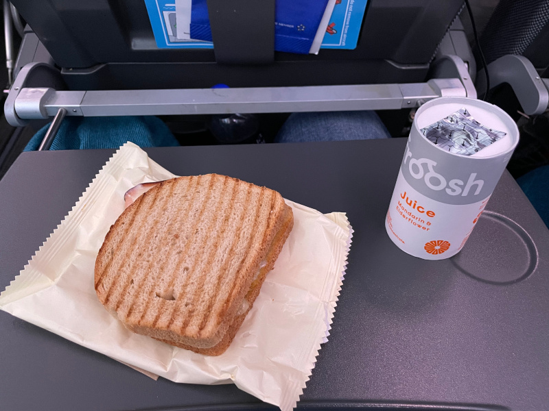 02Snack.jpg