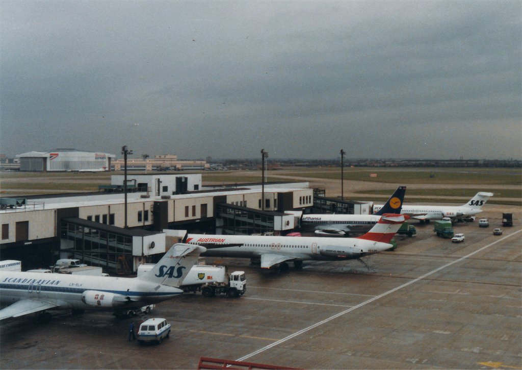 LHR_T2_2.jpg