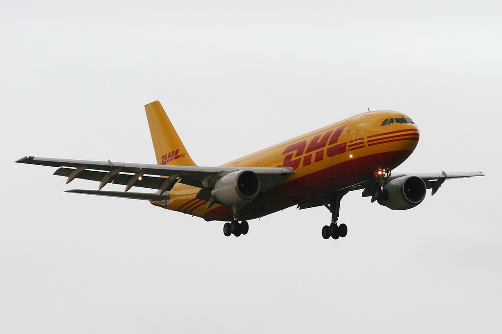 lhr15.jpg