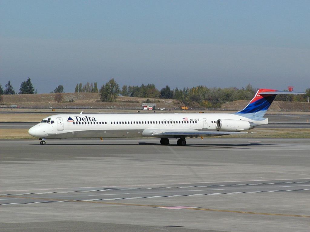 N918DE.jpg