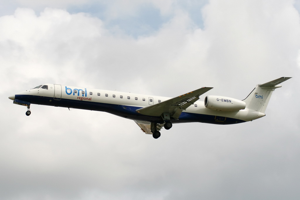 lhr32.jpg