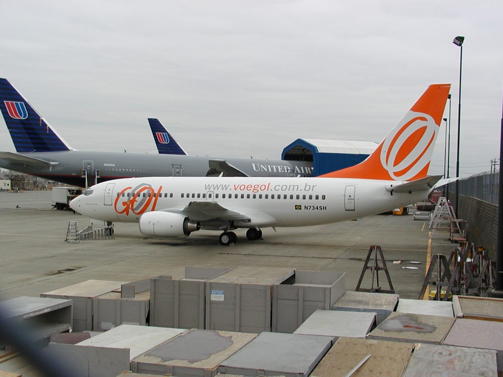 N734SH_gol.jpg