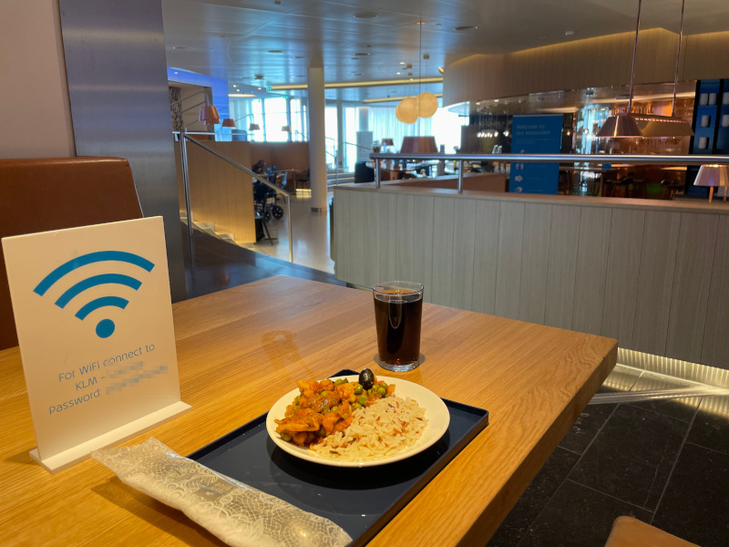 13-AMSLounge.jpg