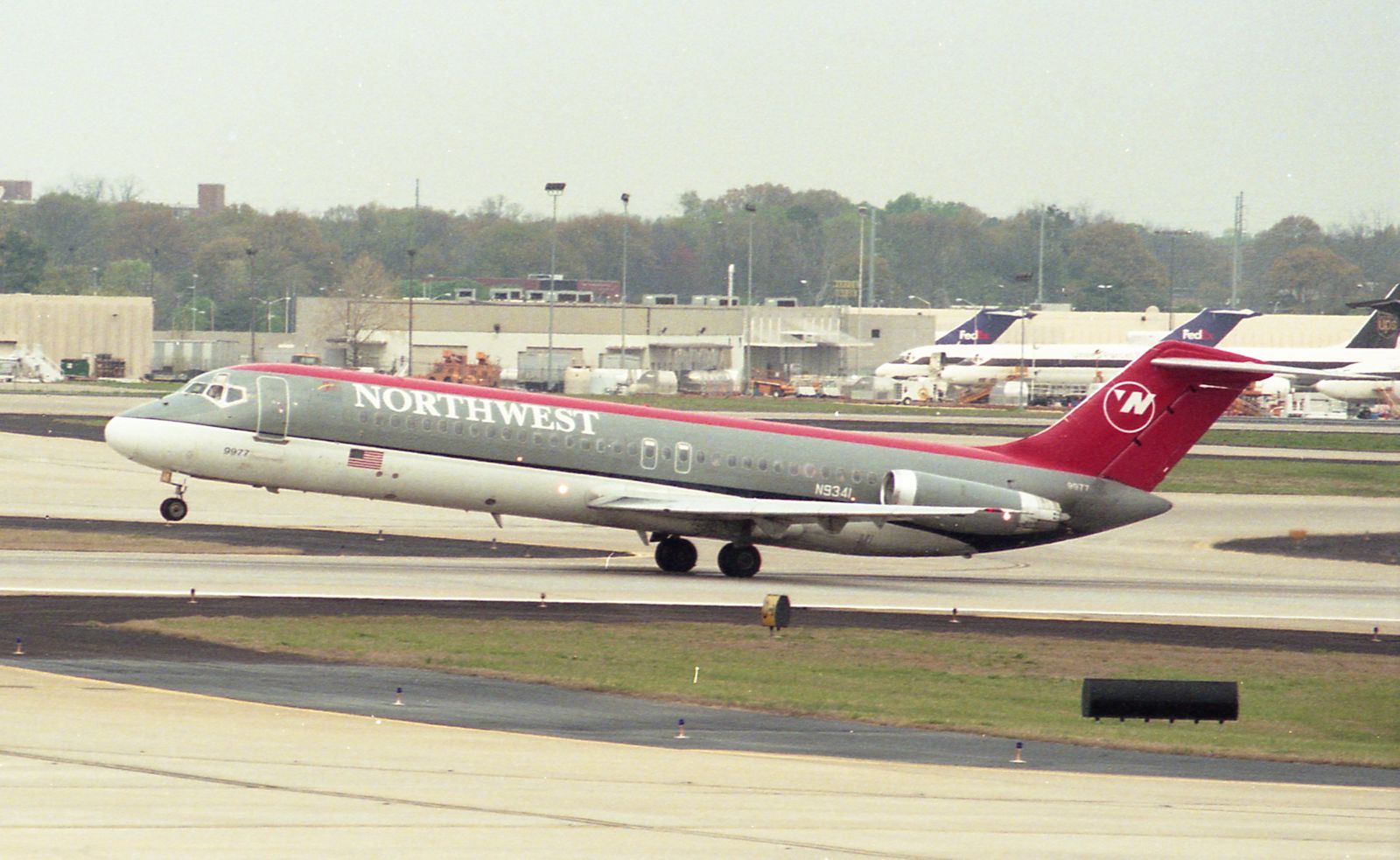 N9341.jpg
