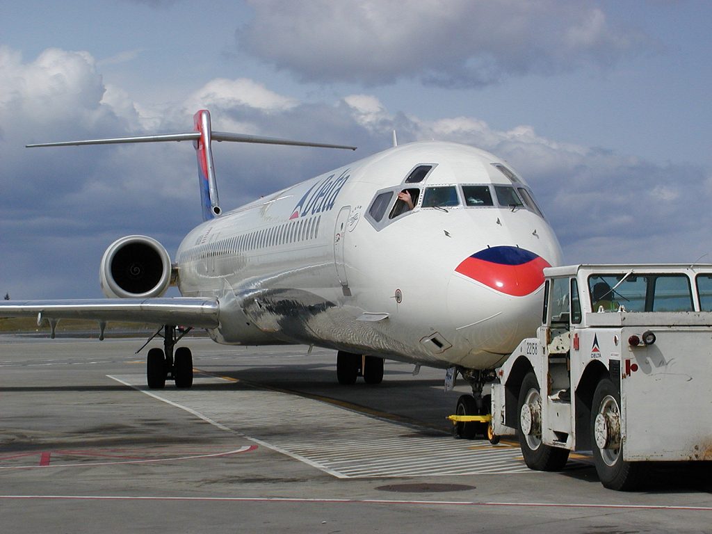 N901DA_1.jpg