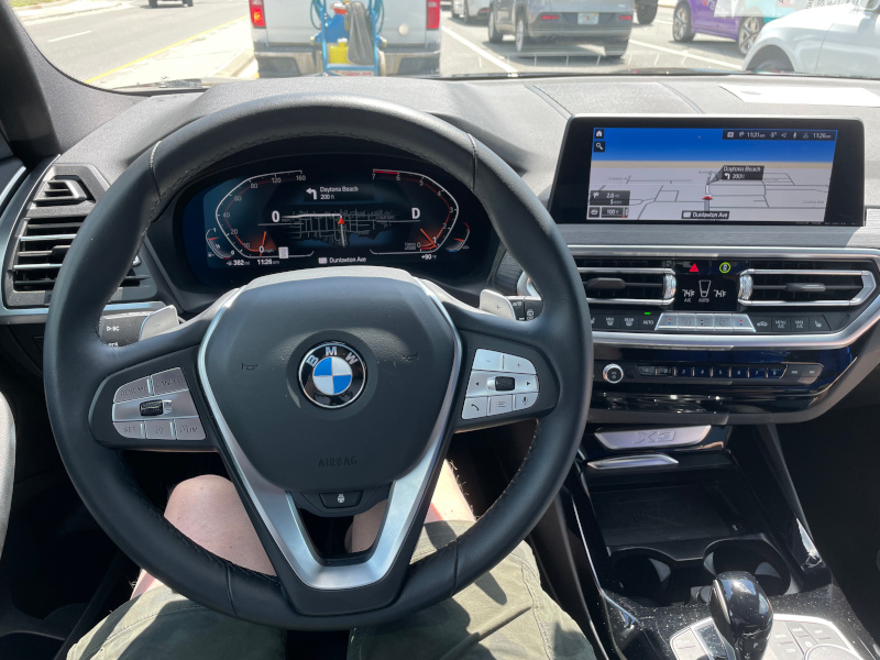 09-BMWX3-Interior.jpg