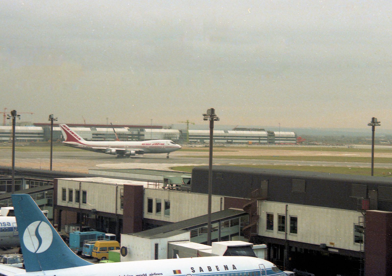 LHR_1983_2.jpg