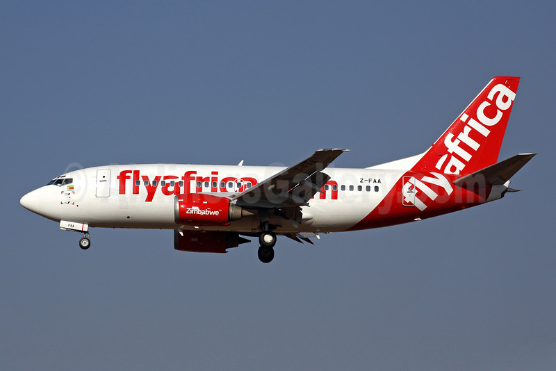 flyafrica-flyafrica.com%20737-500%20Z-FAA%20(14)(Apr)%20JNB%20(RFY)(46)-L.jpg
